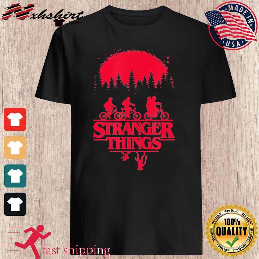 Stranger Things Group Shot Bike Ride Upside Down Silhouette T