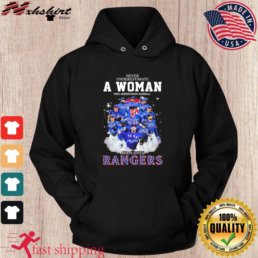 Never underestimate a woman who understands baseball and loves Minnesota  Twins signatures shirt, hoodie, sweater, long sleeve and tank top